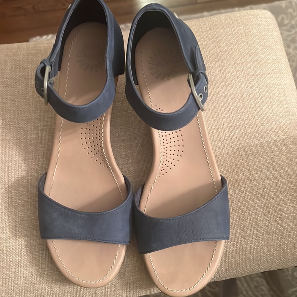 Ugg Espadrilles - image 5